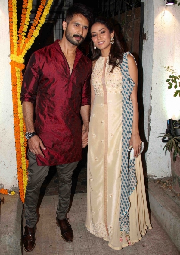 Shahid Kapur with wife Mira Rajput during a social event in Mumbai in November 2015. (Photo: IANS)