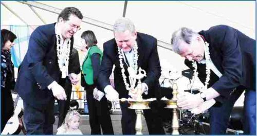 (L-R) Cr Michael Clarke, the-then Bulldogs President David Smorgan & the-then Vic Attorney General Rob Hulls lighting the lamp at Diwali in the West on Bulldogs ground @BT 