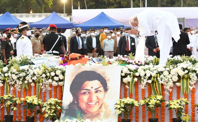 Lata Mangeshkar cremated